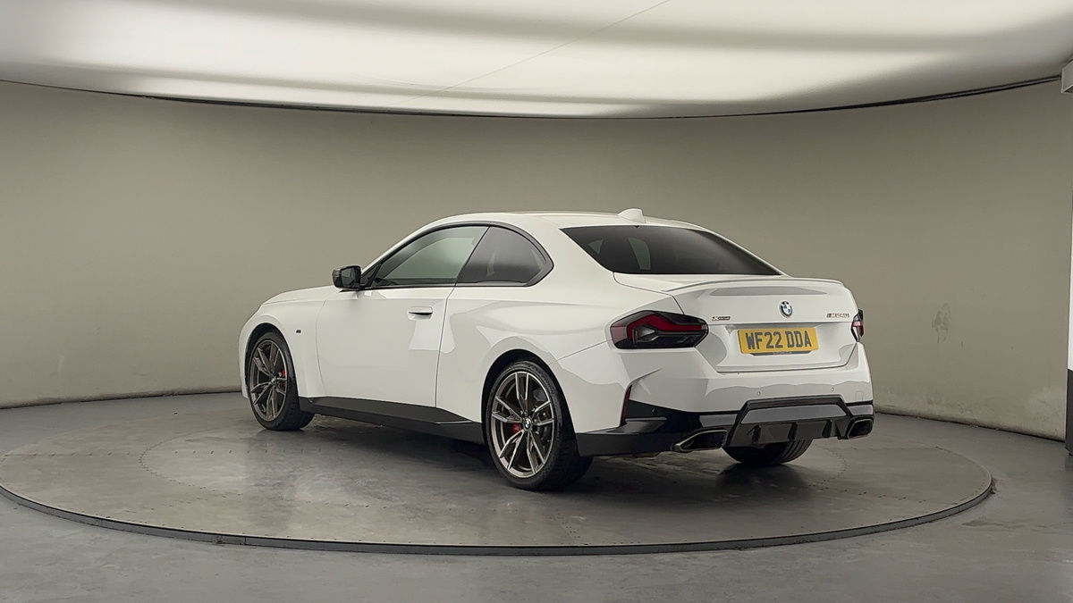 BMW 2 Series Image 2