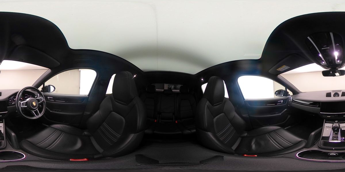 More views of Porsche Cayenne