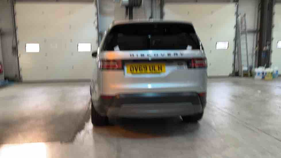 More views of Land Rover Discovery