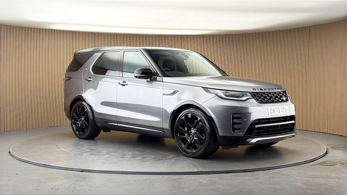 More views of Land Rover Discovery