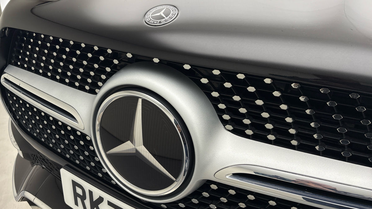 Mercedes-Benz GLE Image 24