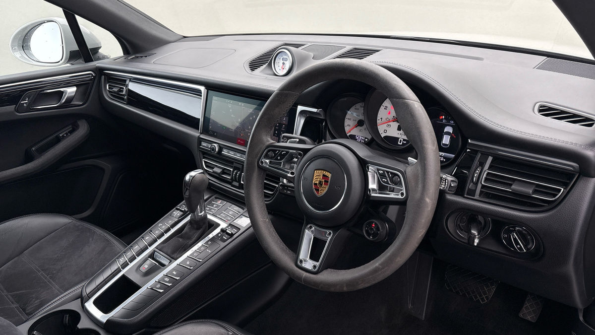 Porsche Macan Image 5