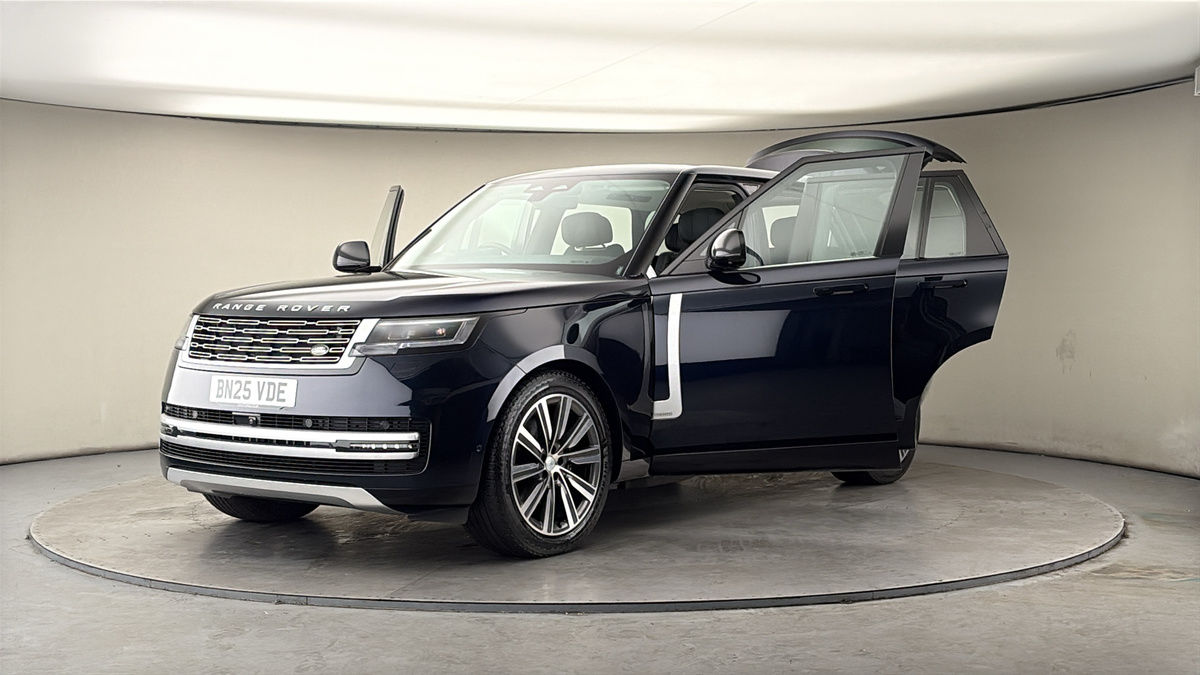 More views of Land Rover Range Rover