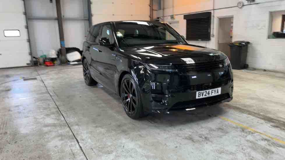 More views of Land Rover Range Rover Sport