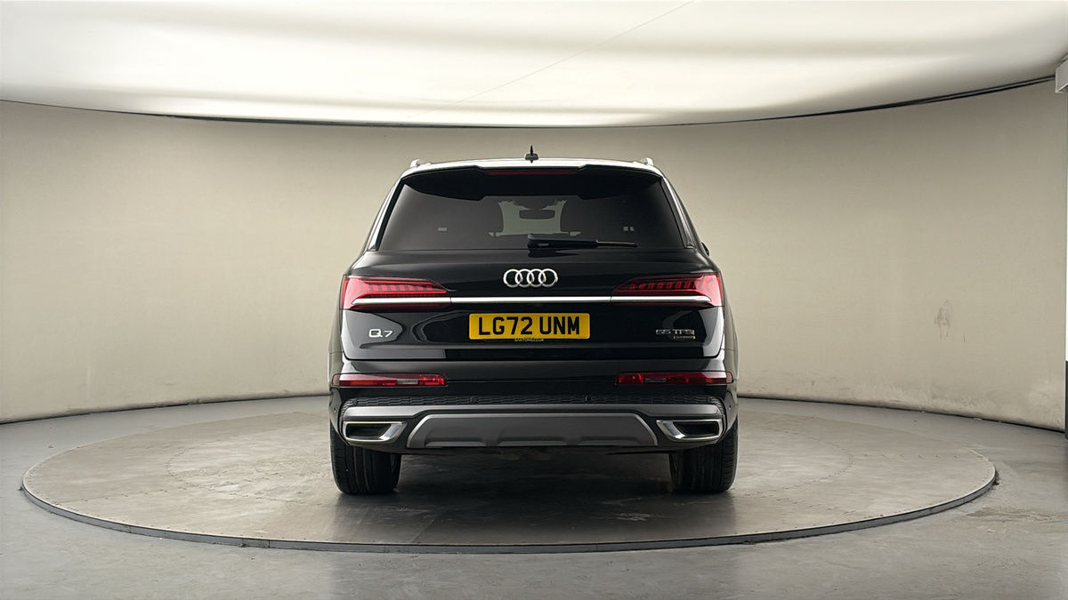 Audi Q7 Image 4