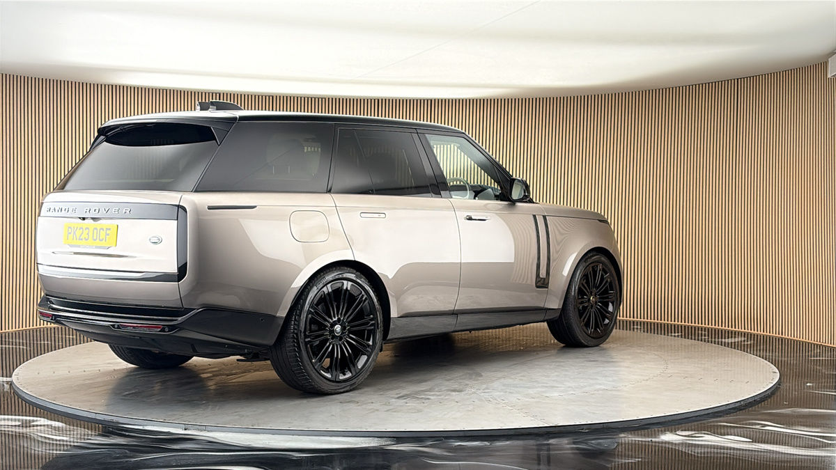 Land Rover Range Rover Image 21