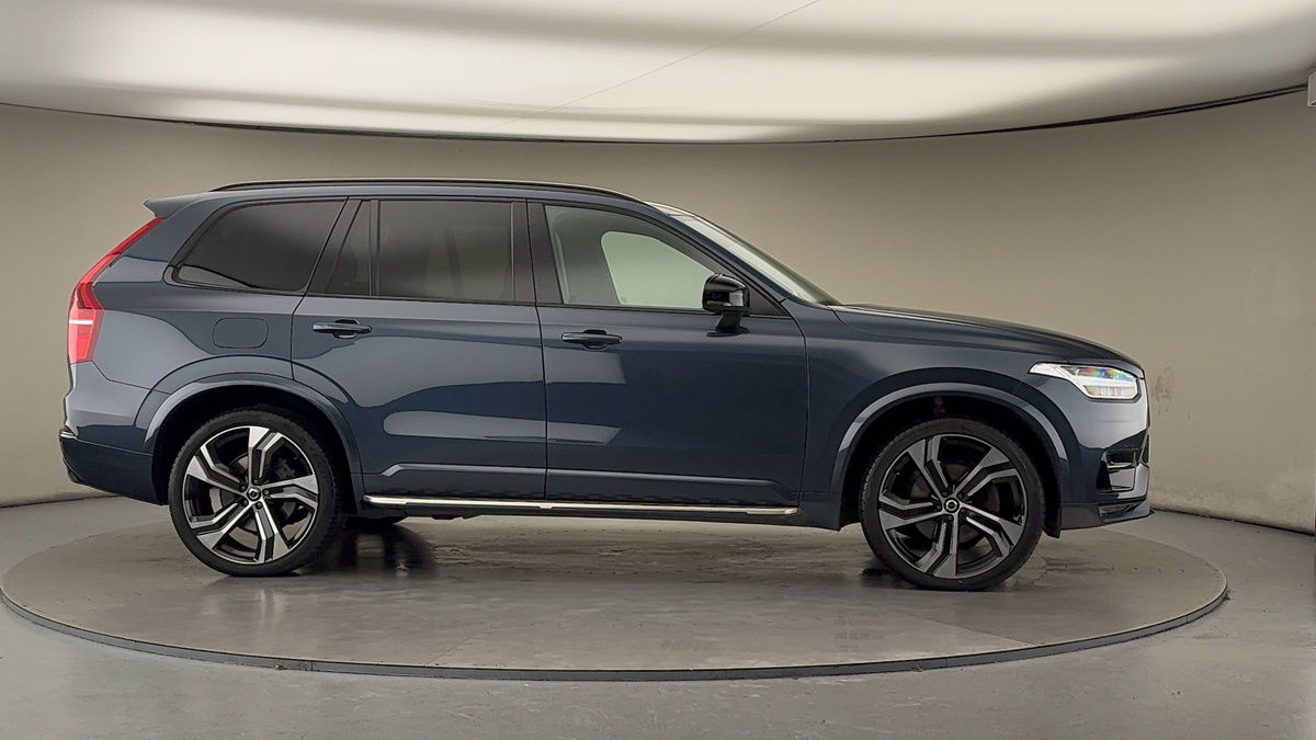 More views of Volvo XC90