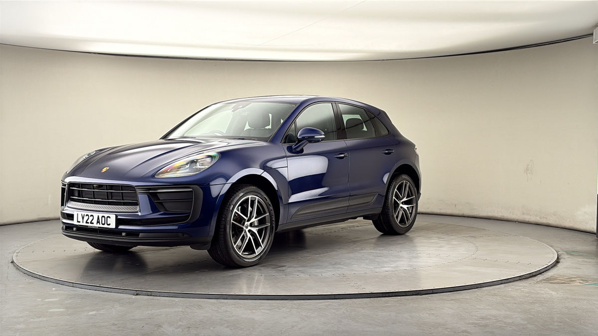 More views of Porsche Macan