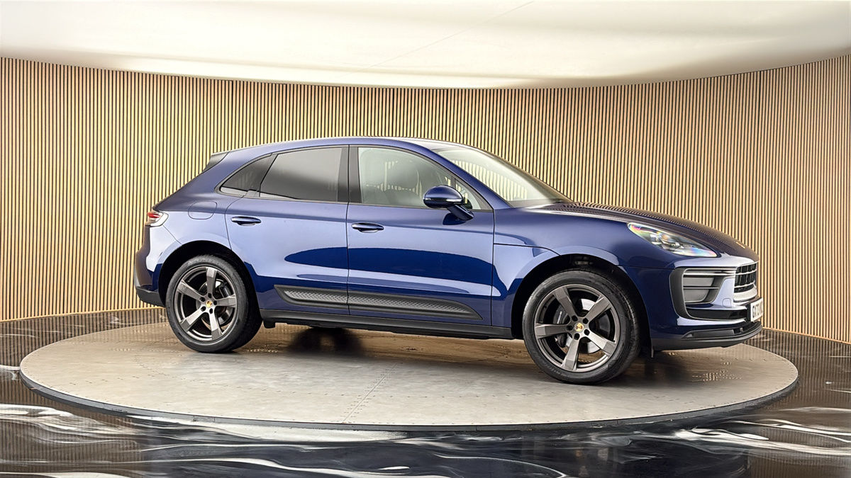 More views of Porsche Macan