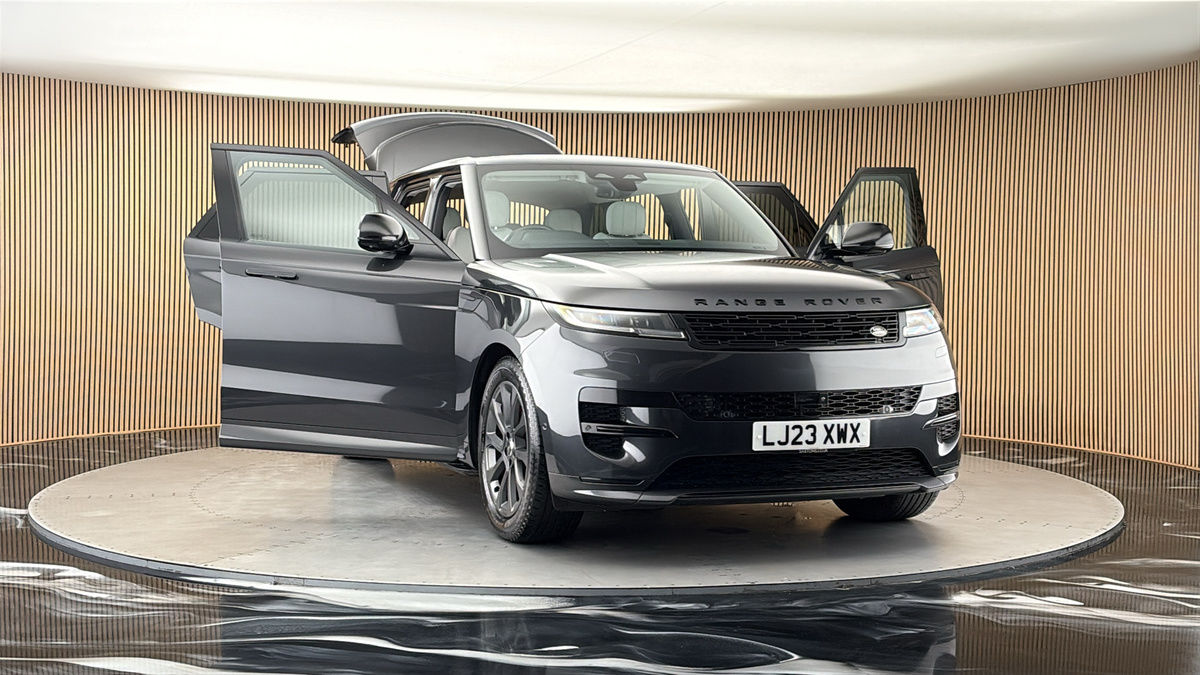 More views of Land Rover Range Rover Sport