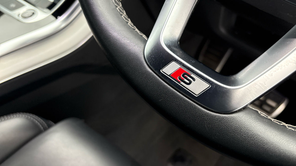Audi Q7 Image 32