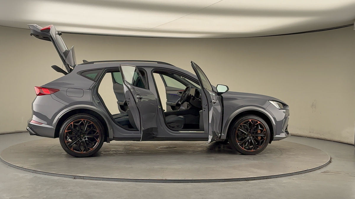 More views of CUPRA Formentor