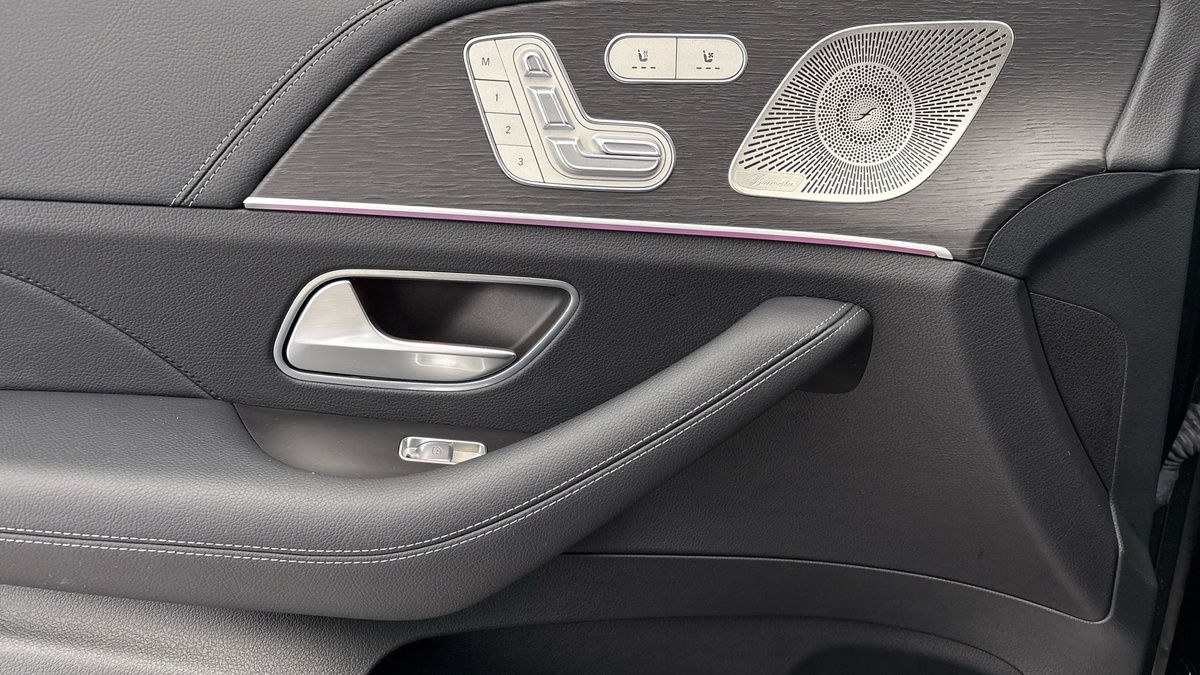 Mercedes-Benz GLE Image 19