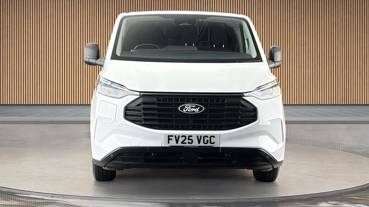 Ford Transit Custom Image 3