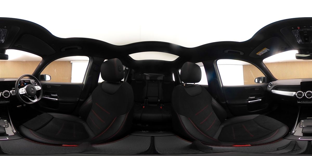 More views of Mercedes-Benz GLB