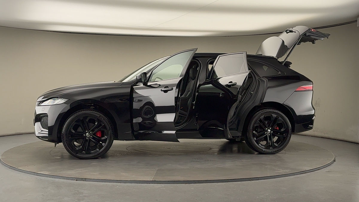 More views of Jaguar F-PACE