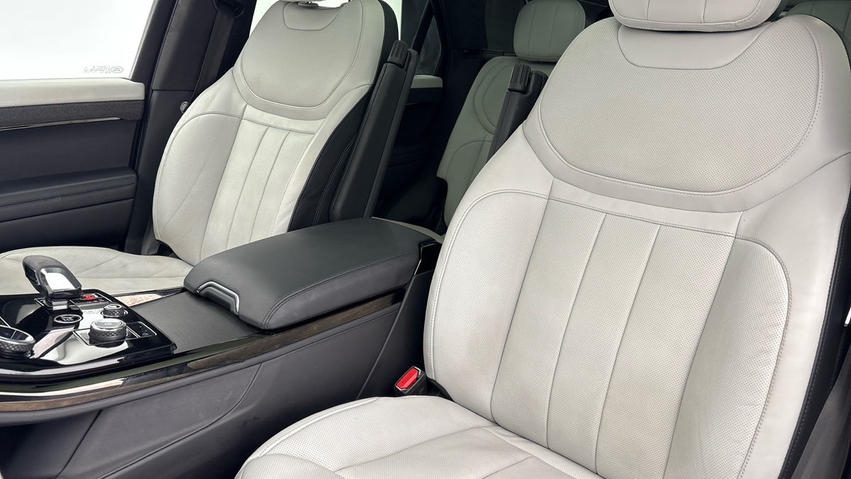 Land Rover Range Rover Sport Image 7