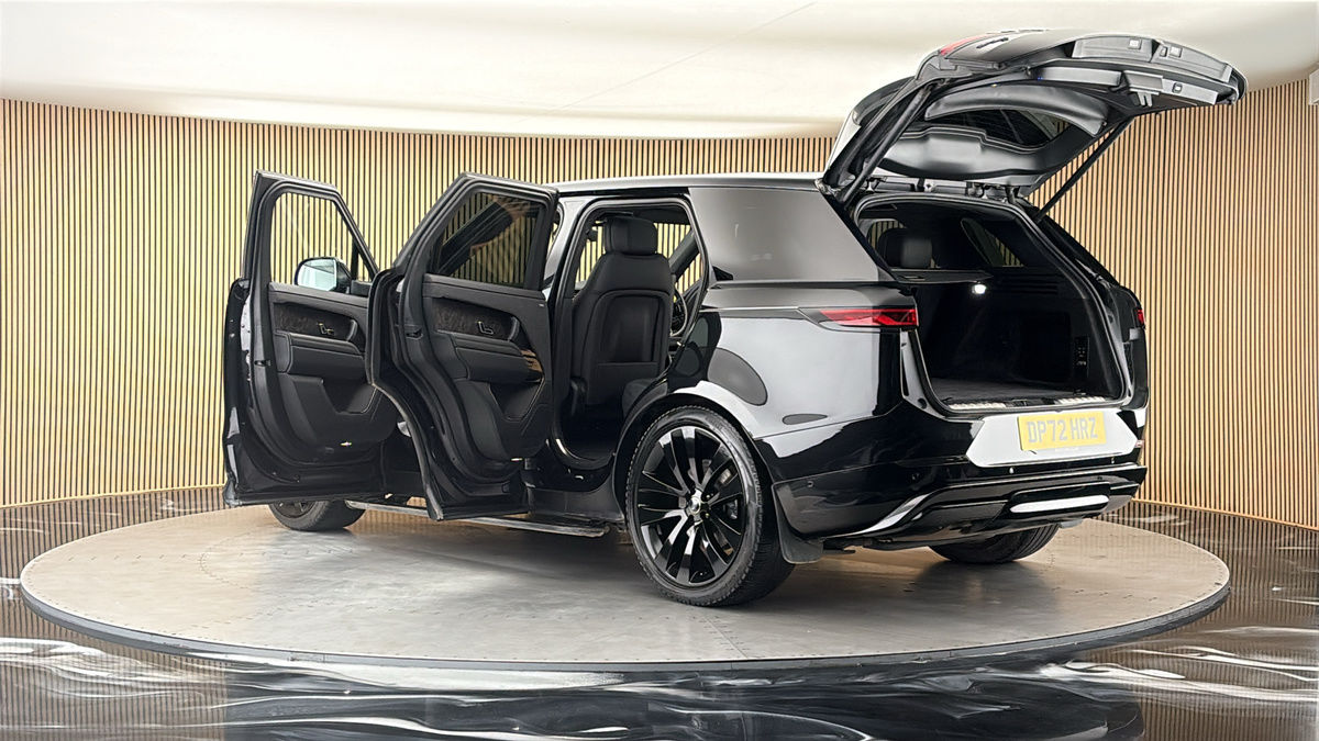 More views of Land Rover Range Rover Sport