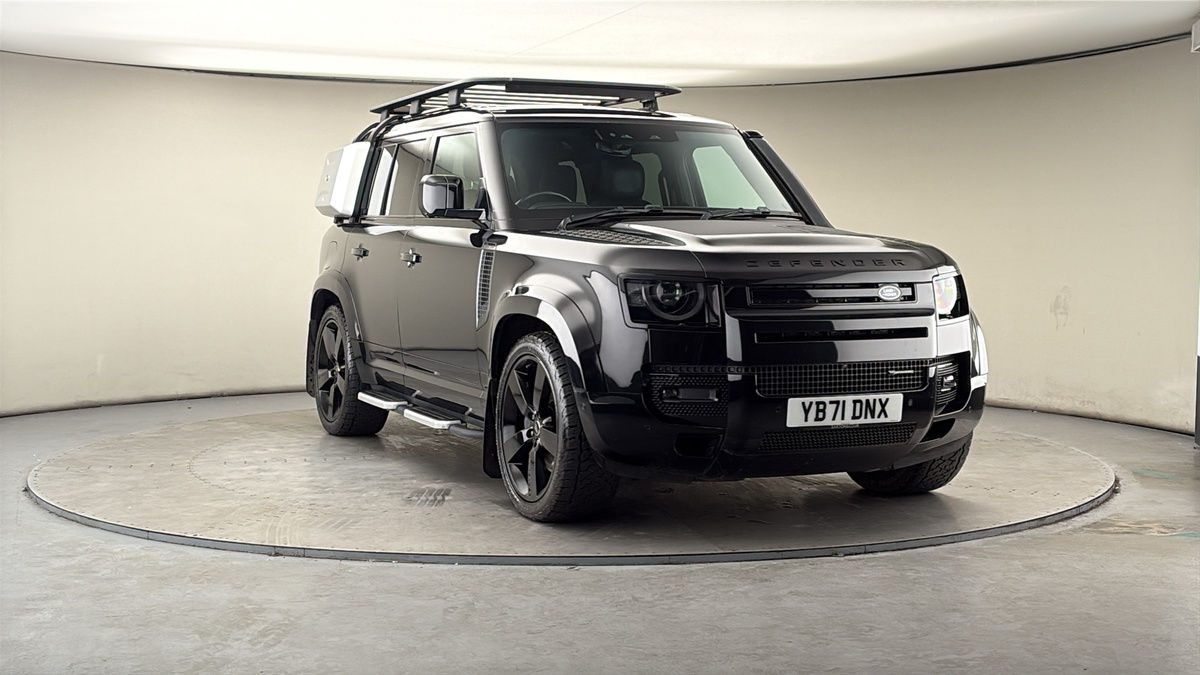 More views of Land Rover Defender 110