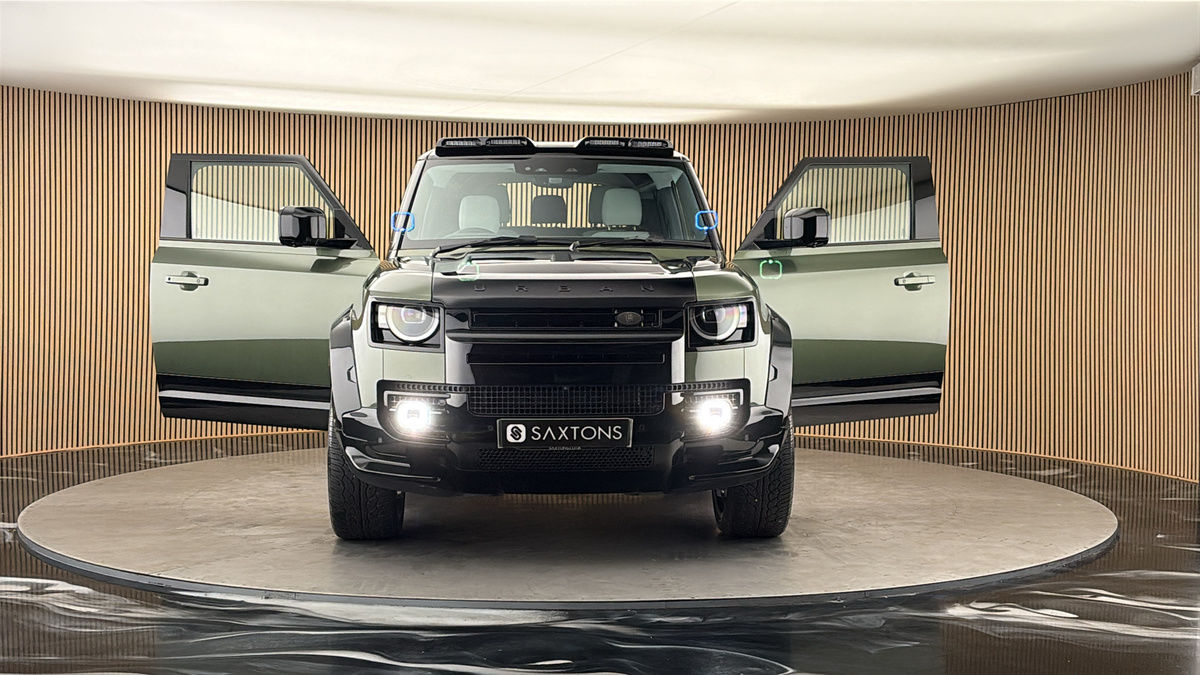 More views of Land Rover Defender 90