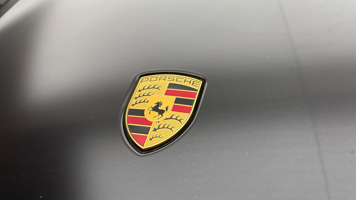 Porsche Taycan Image 24