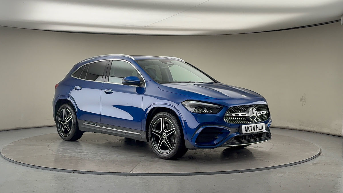 More views of Mercedes-Benz GLA