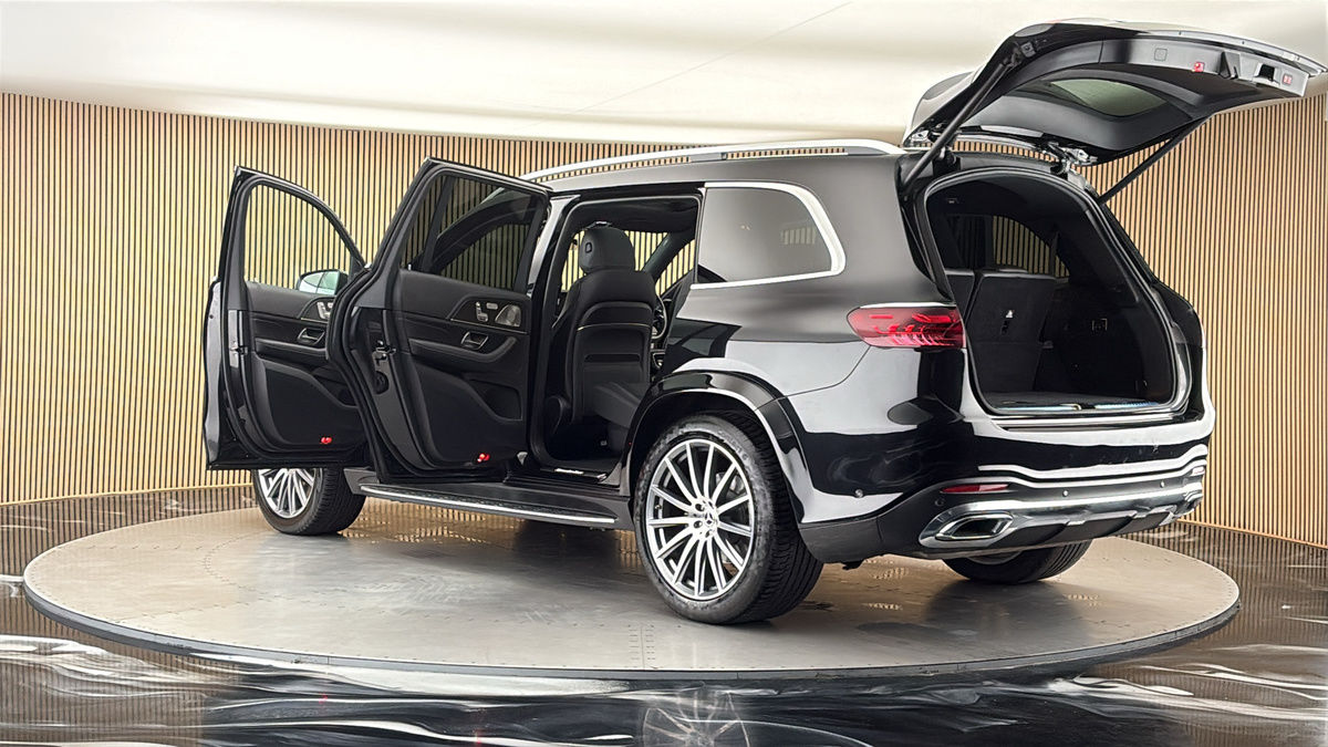 More views of Mercedes-Benz GLS
