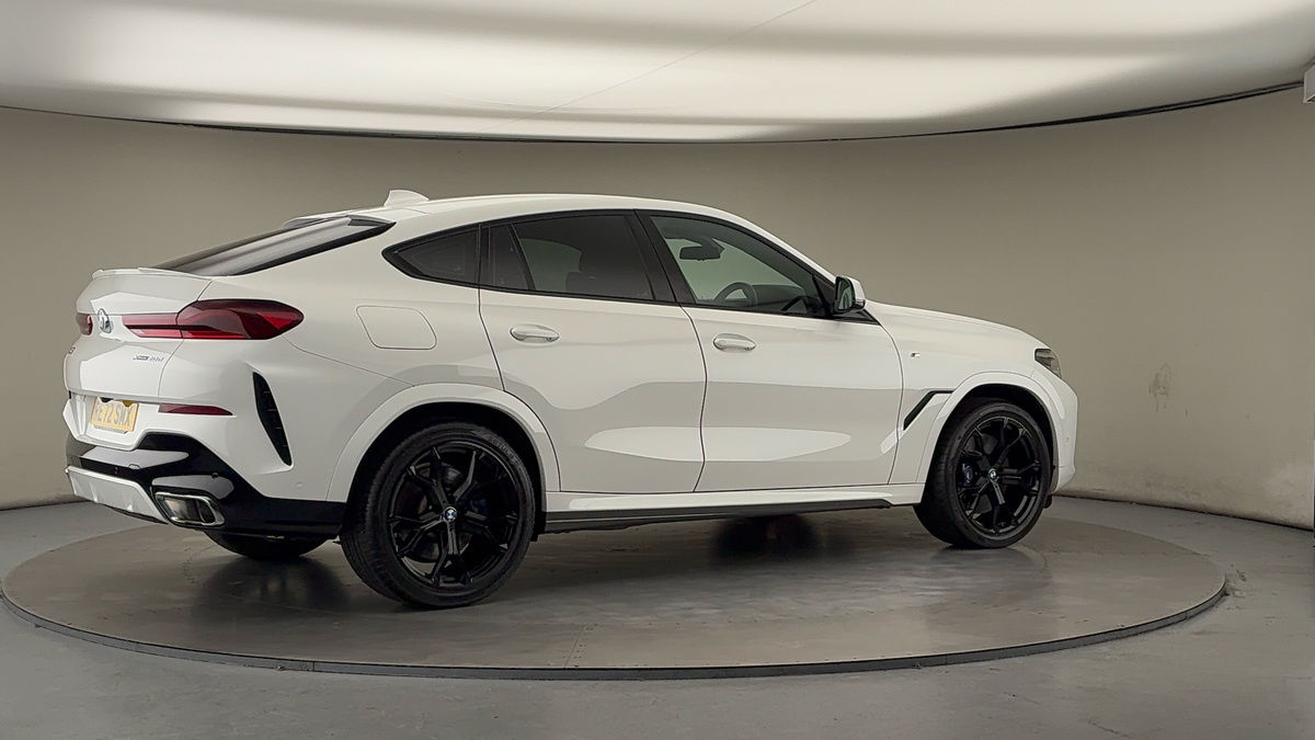 More views of BMW X6