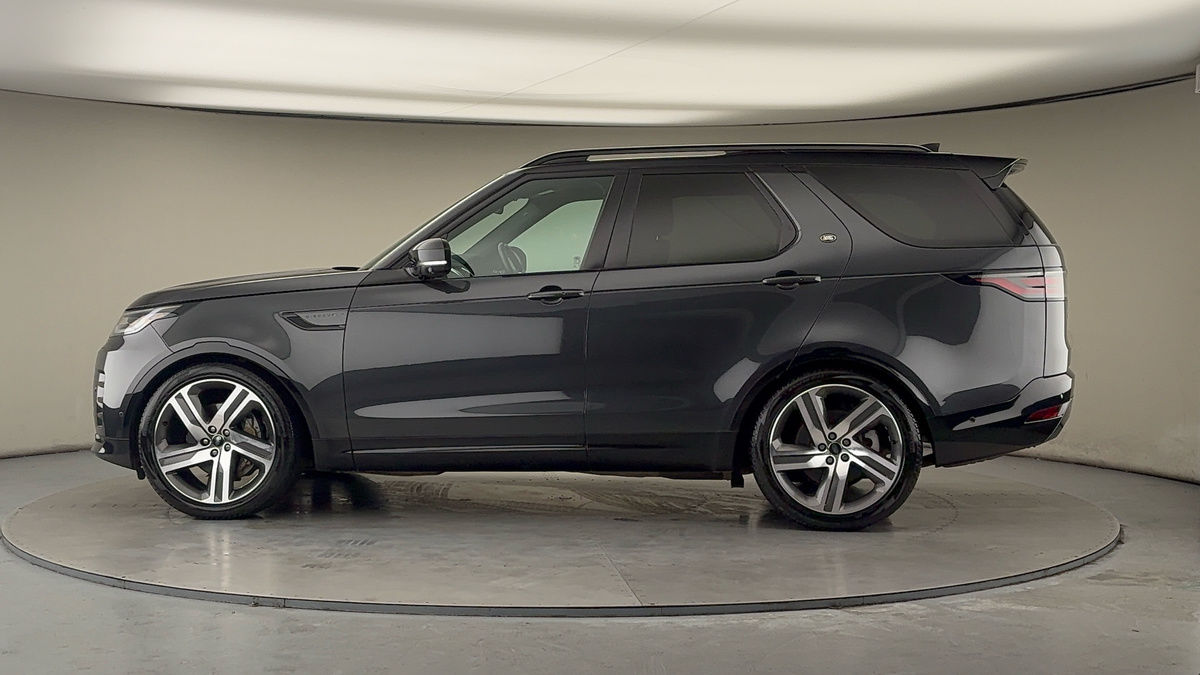 More views of Land Rover Discovery