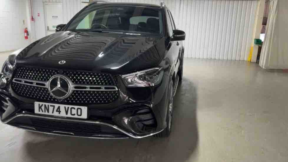 More views of Mercedes-Benz GLE