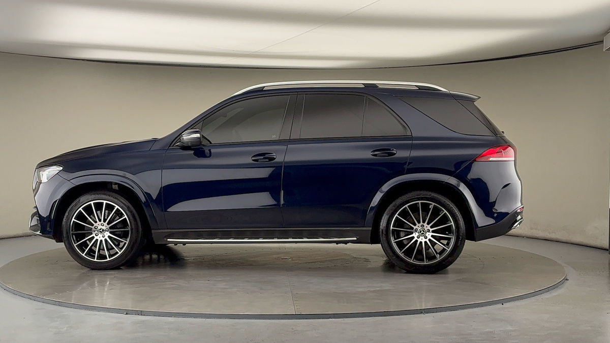 More views of Mercedes-Benz GLE