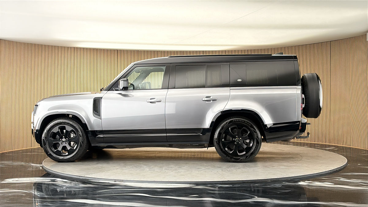 More views of Land Rover Defender 130