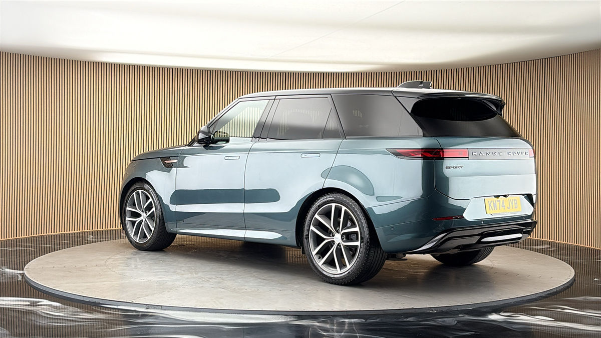 More views of Land Rover Range Rover Sport