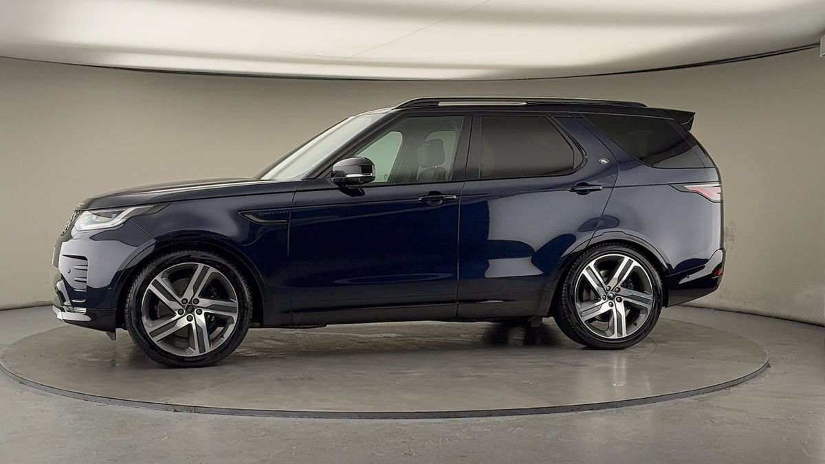 More views of Land Rover Discovery