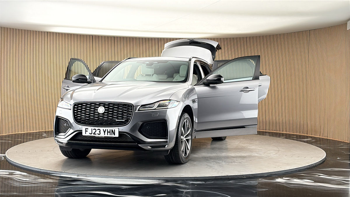 More views of Jaguar F-PACE
