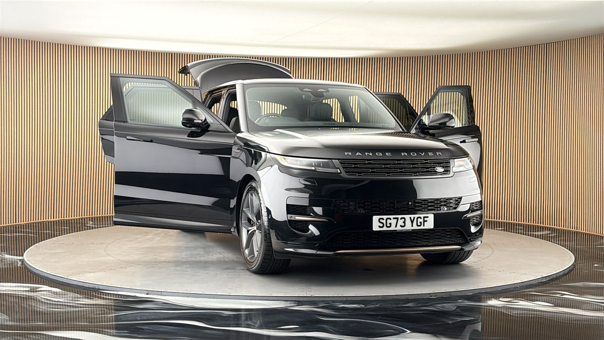 More views of Land Rover Range Rover Sport
