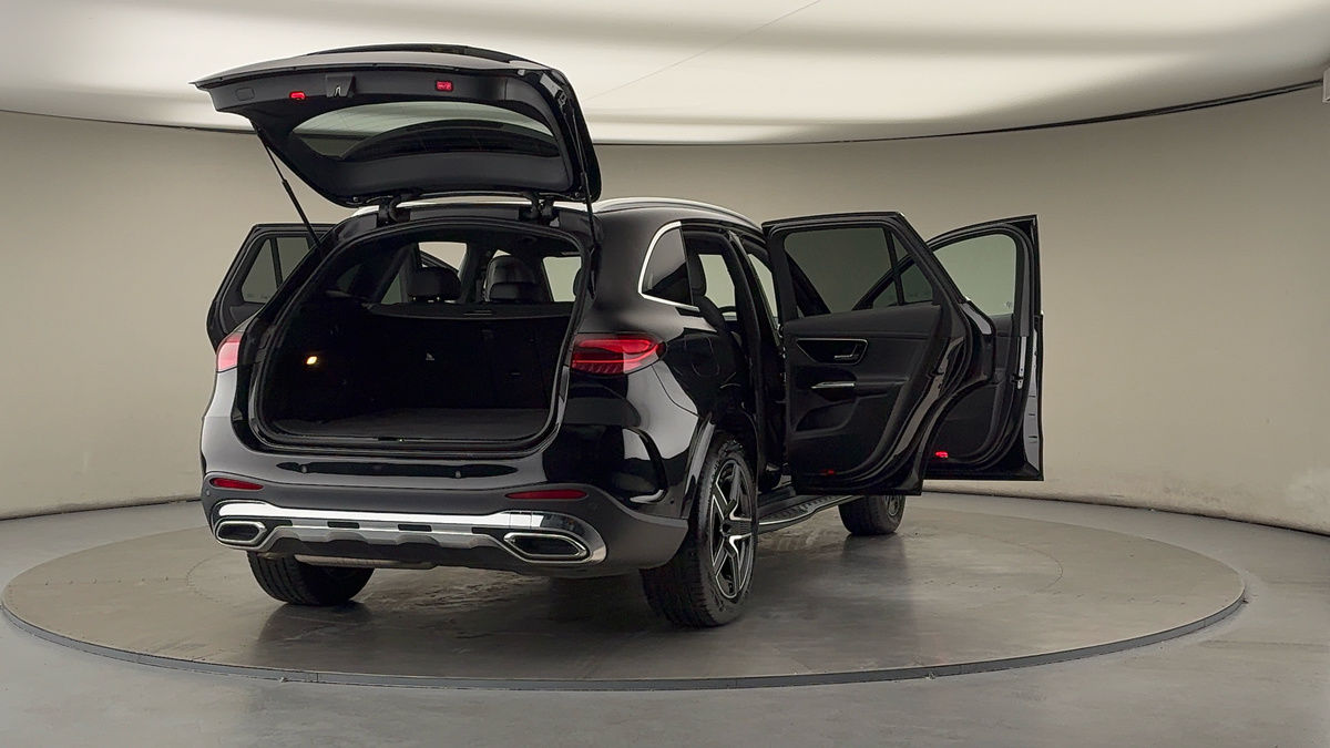 More views of Mercedes-Benz GLC