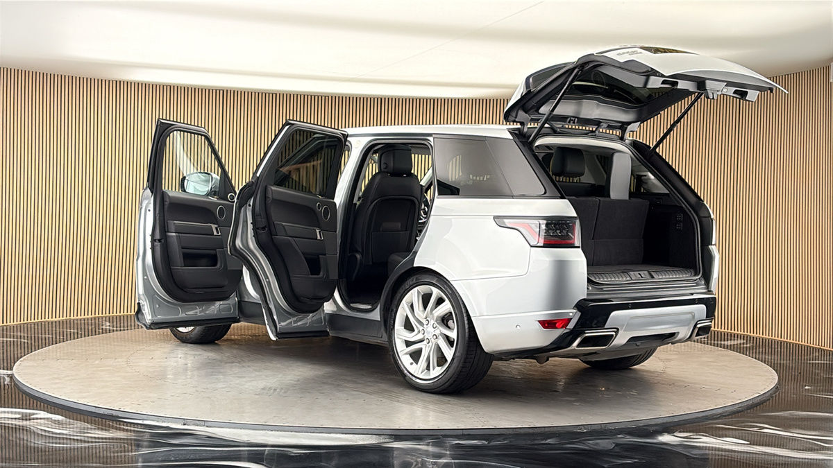 More views of Land Rover Range Rover Sport