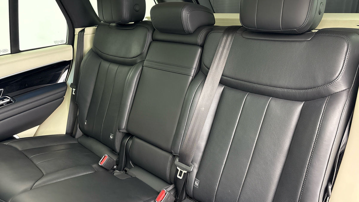 Land Rover Range Rover Image 8