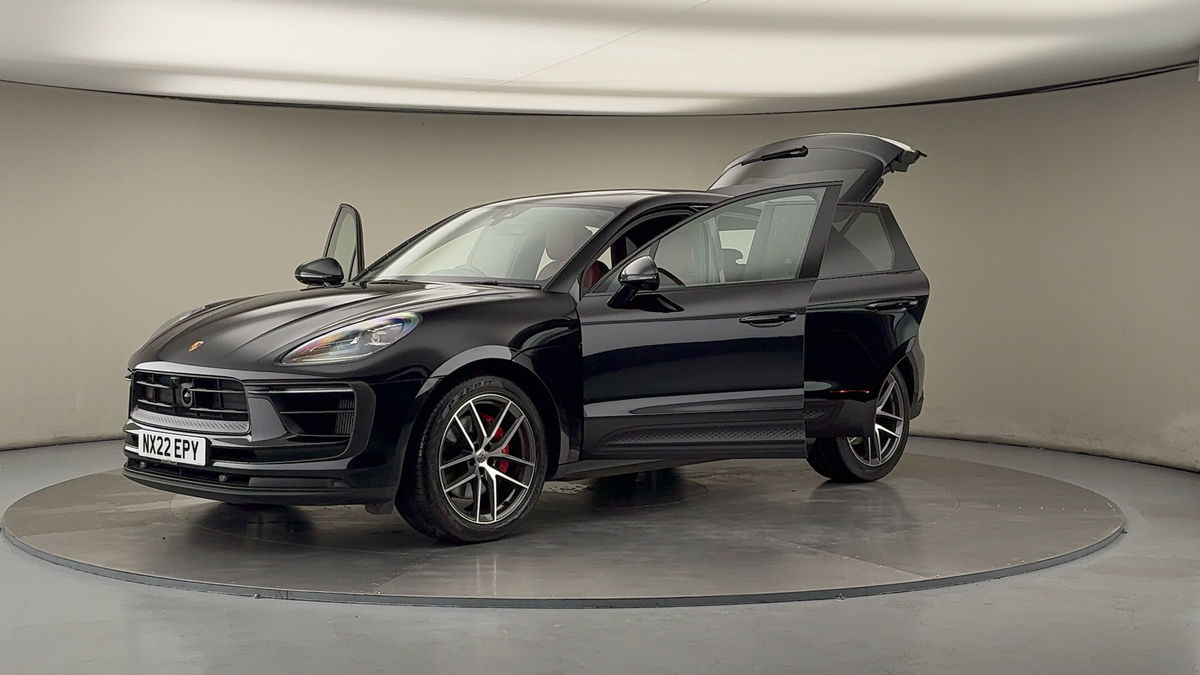 Porsche Macan Image 22