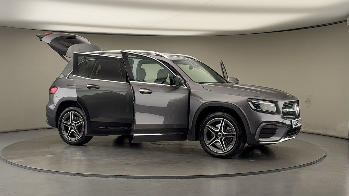 More views of Mercedes-Benz GLB