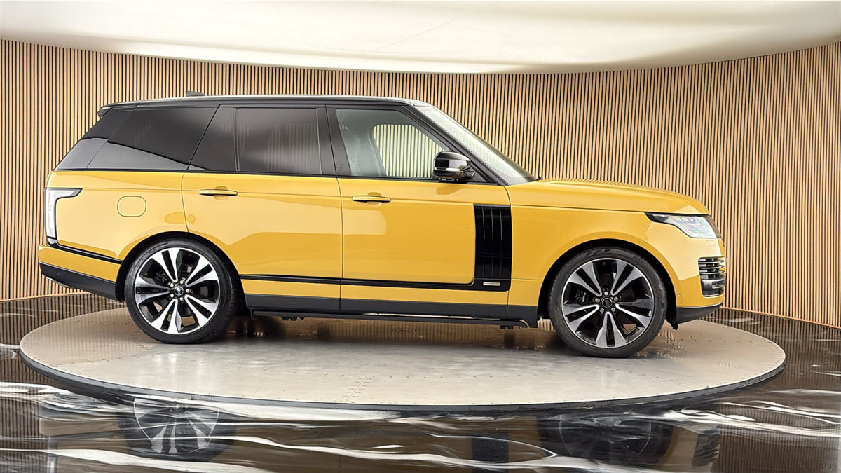 More views of Land Rover Range Rover