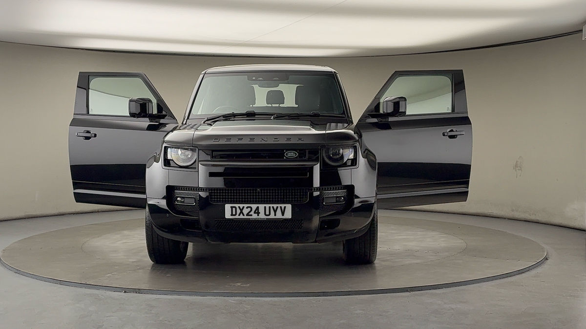 More views of Land Rover Defender 90