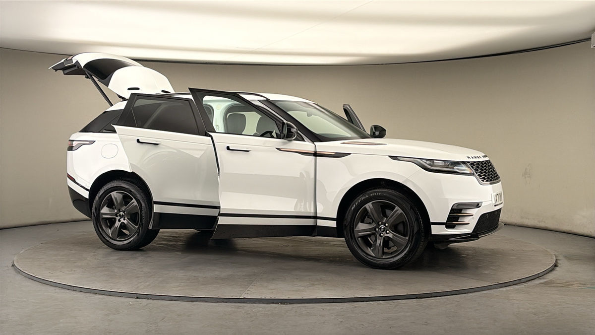 More views of Land Rover Range Rover Velar