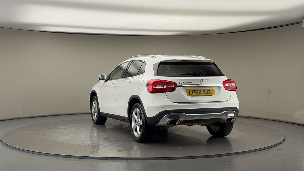 More views of Mercedes-Benz GLA