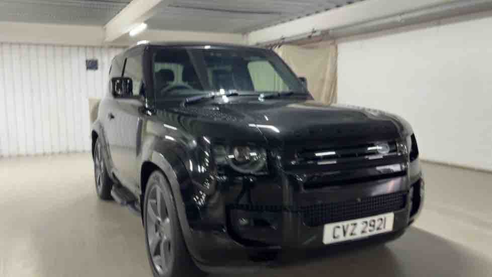 More views of Land Rover Defender 90