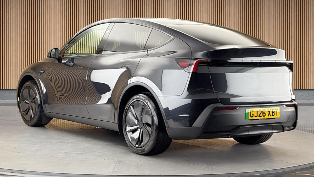 Tesla Model Y Image 2