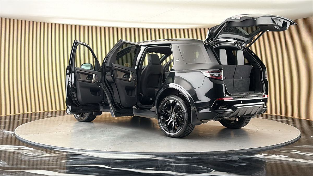 More views of Land Rover Discovery Sport