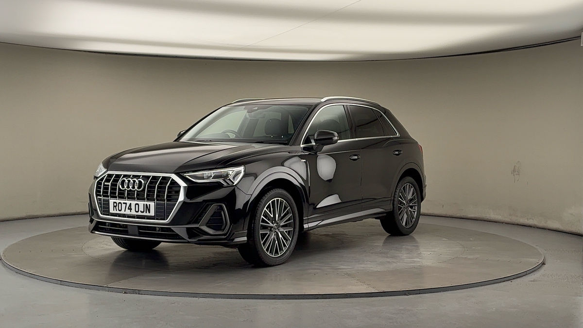 More views of Audi Q3