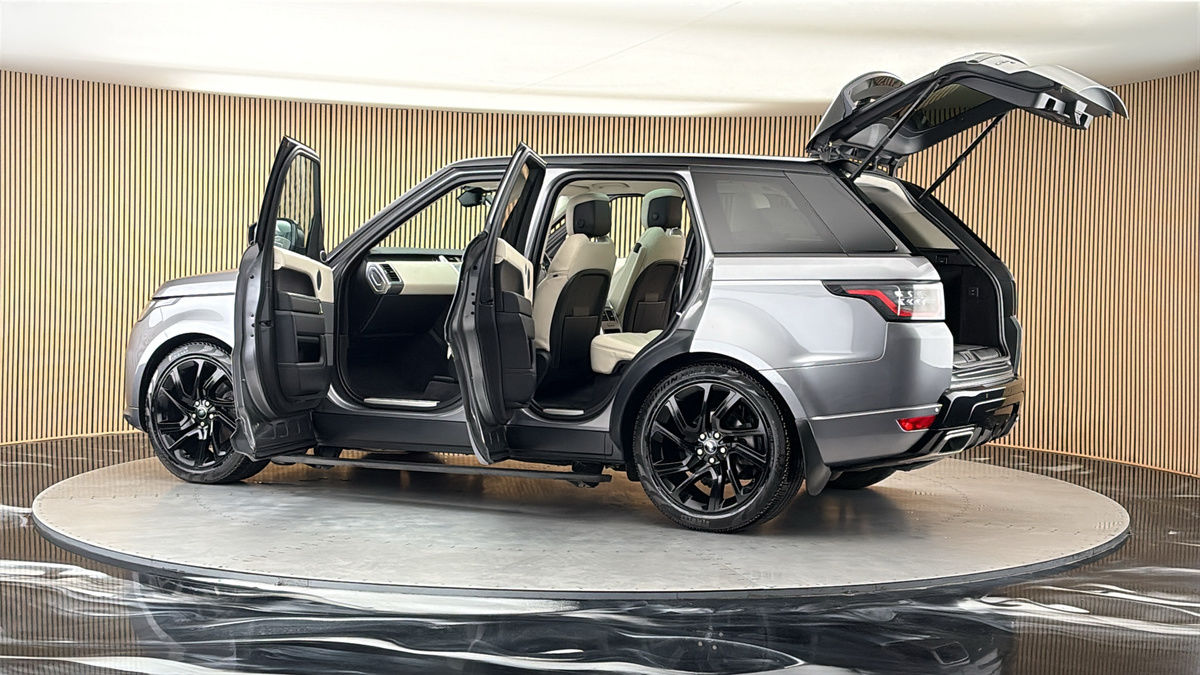 More views of Land Rover Range Rover Sport